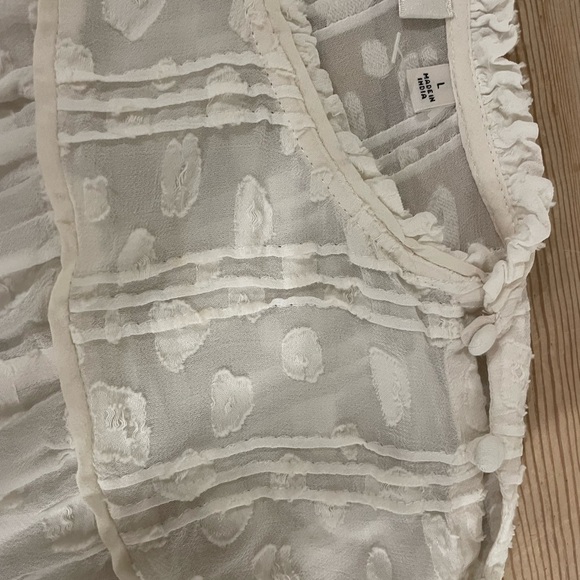 Wilfred White Leopard textured peasant blouse large - Picture 6 of 6